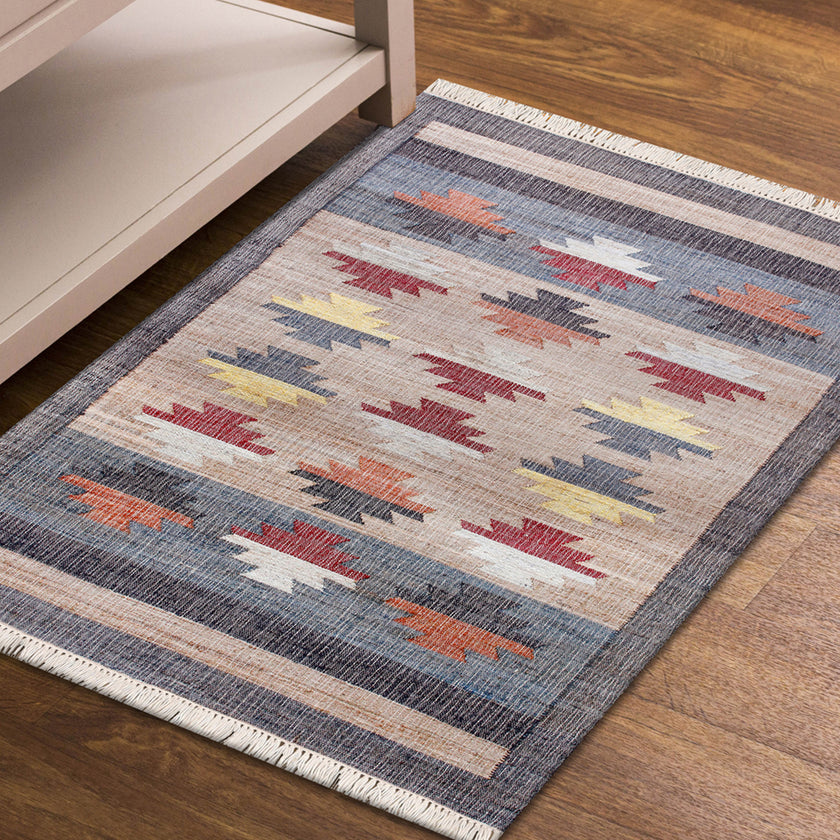 Geometric Diamond Area Rug Dorm Essentials Dormify