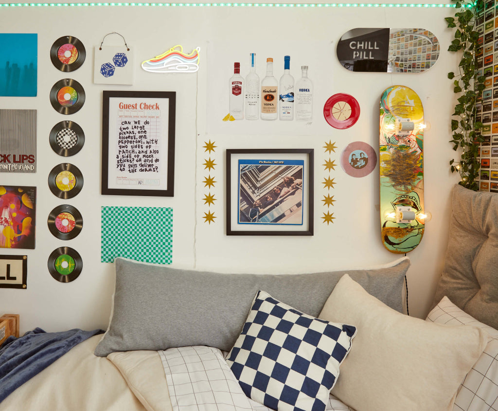 Grunge discount room decor