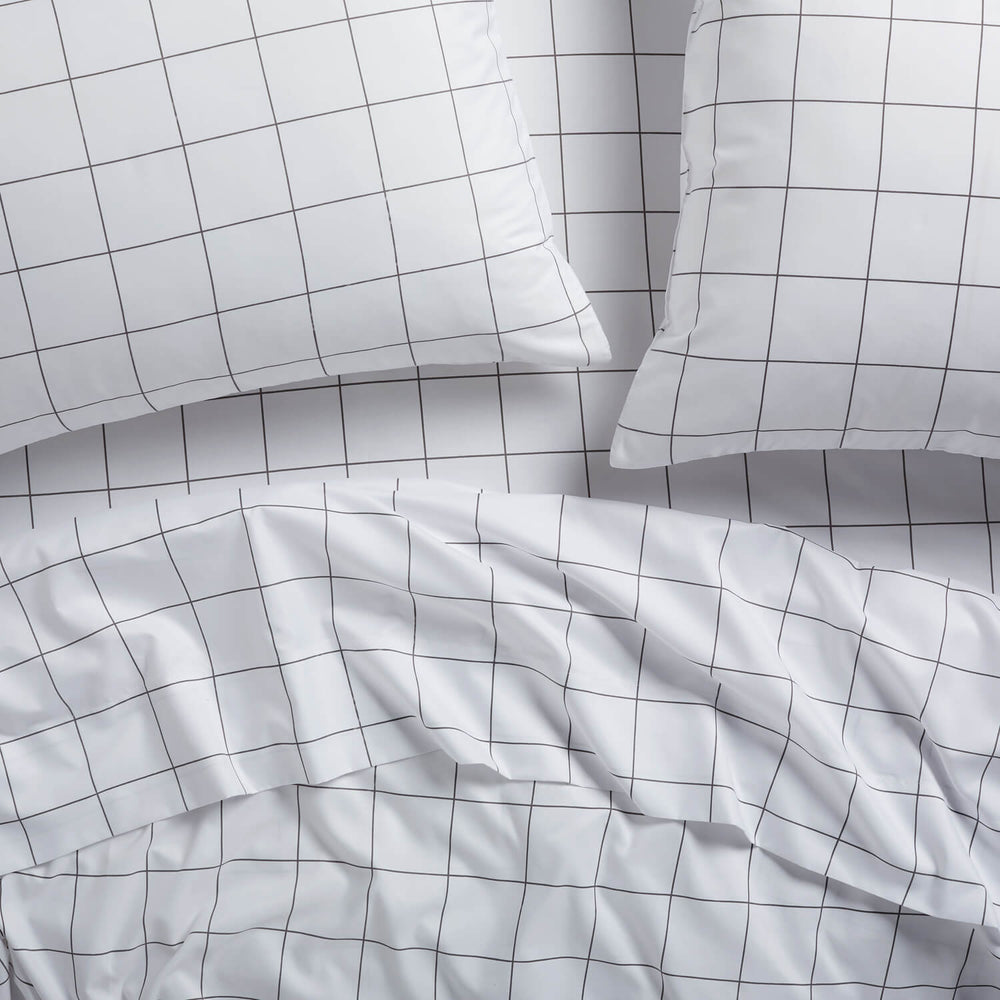 Dormify All Over Check Microfiber Sheet set Dorm Essentials black