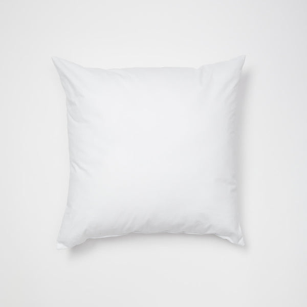 Down Alternative Non Woven Fabric Classic White Pillow Insert 18x18- Set  of 2