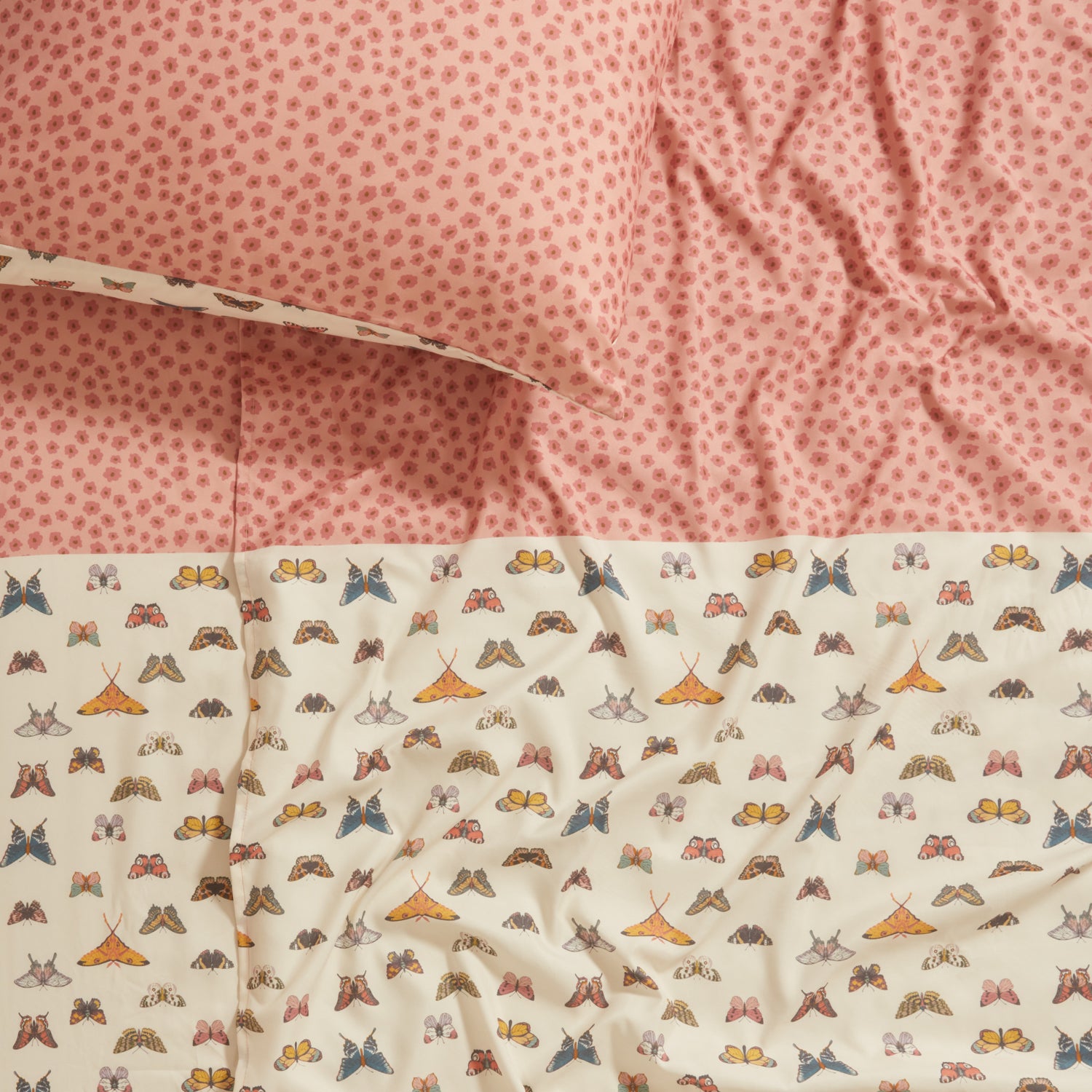 Butterfly Garden Reversible Sheet Set Dorm Essentials Multi / Twin